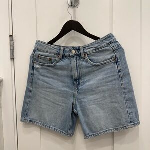 Zara light wash denim Jorts